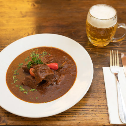 Gasthaus Zur Eisernen Zeit Saftgulasch